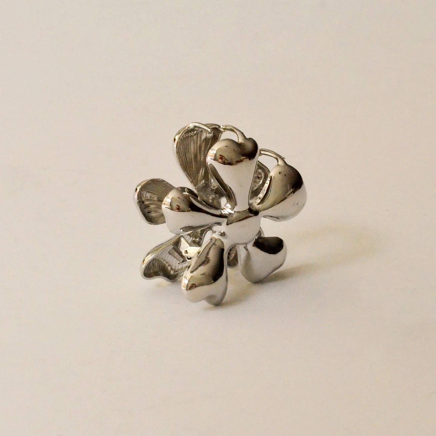 Silver Flower Metal Hair Claw Clip