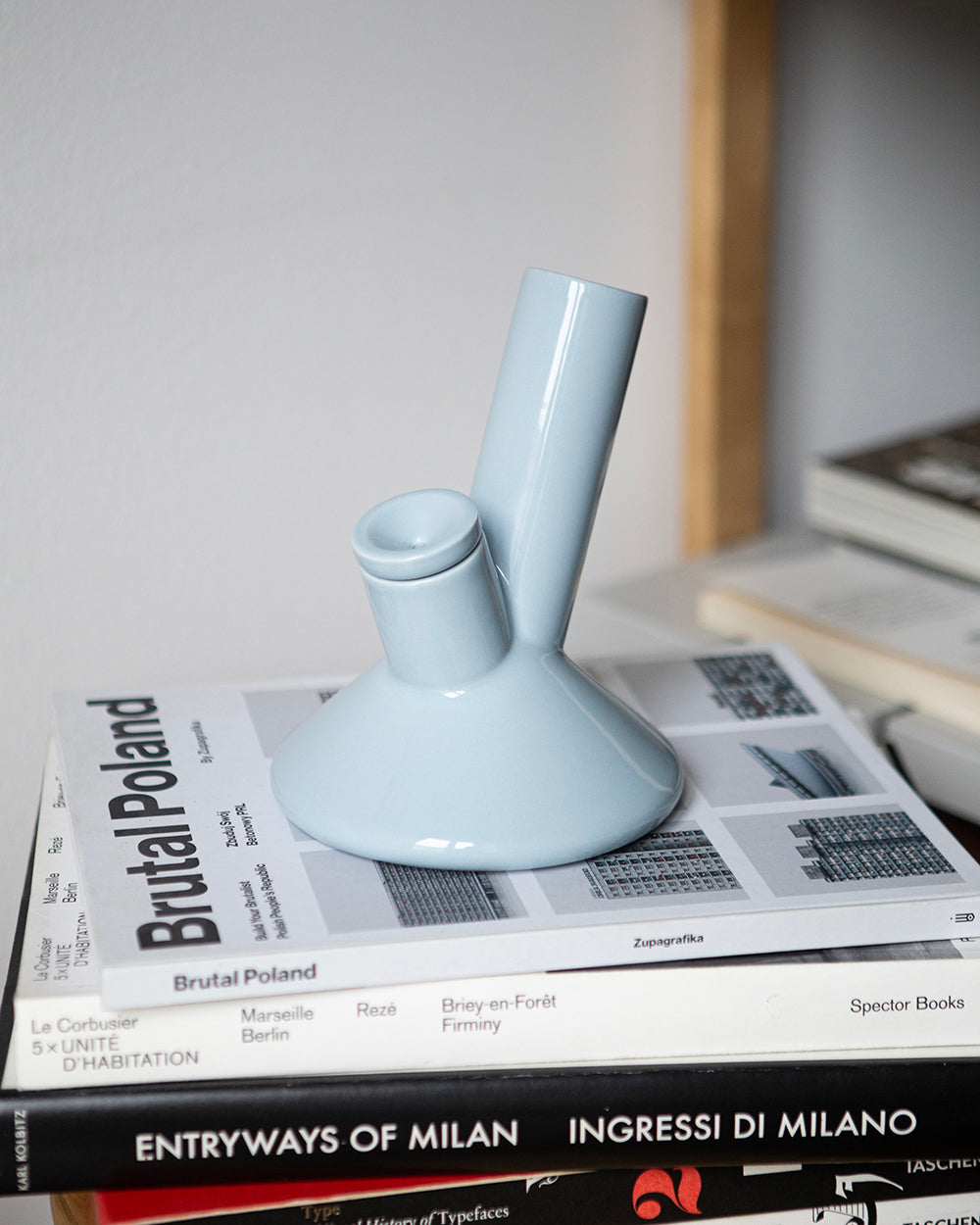 AV001 SKY BLUE CERAMIC SMOKING VASE